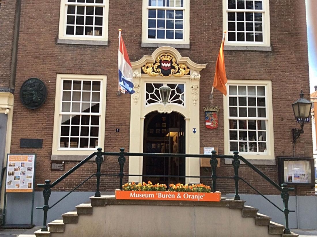 Museum Buren En Oranje Ingang