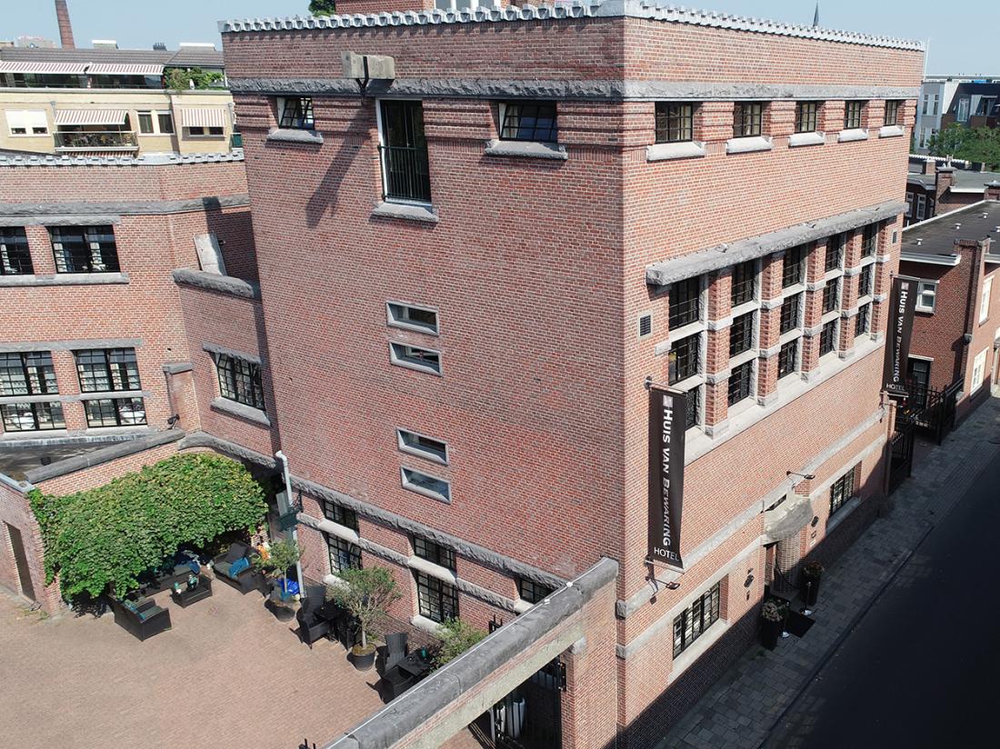 Hotel Huis van Bewaring Almelo Vooraanzicht