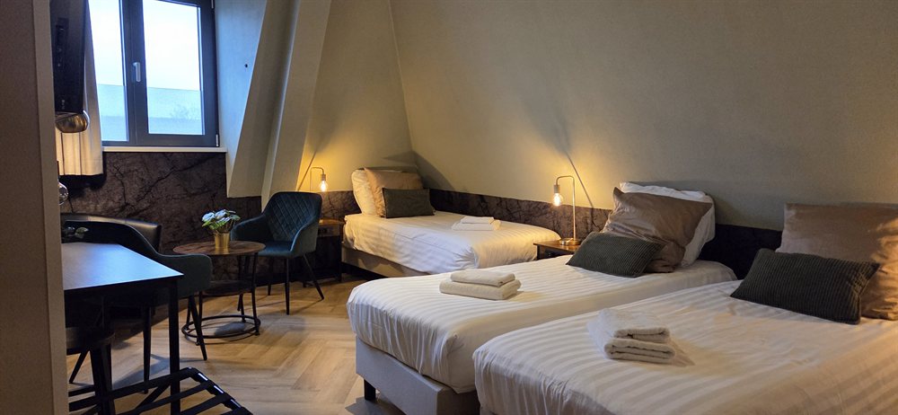 hotel lastminute deal made