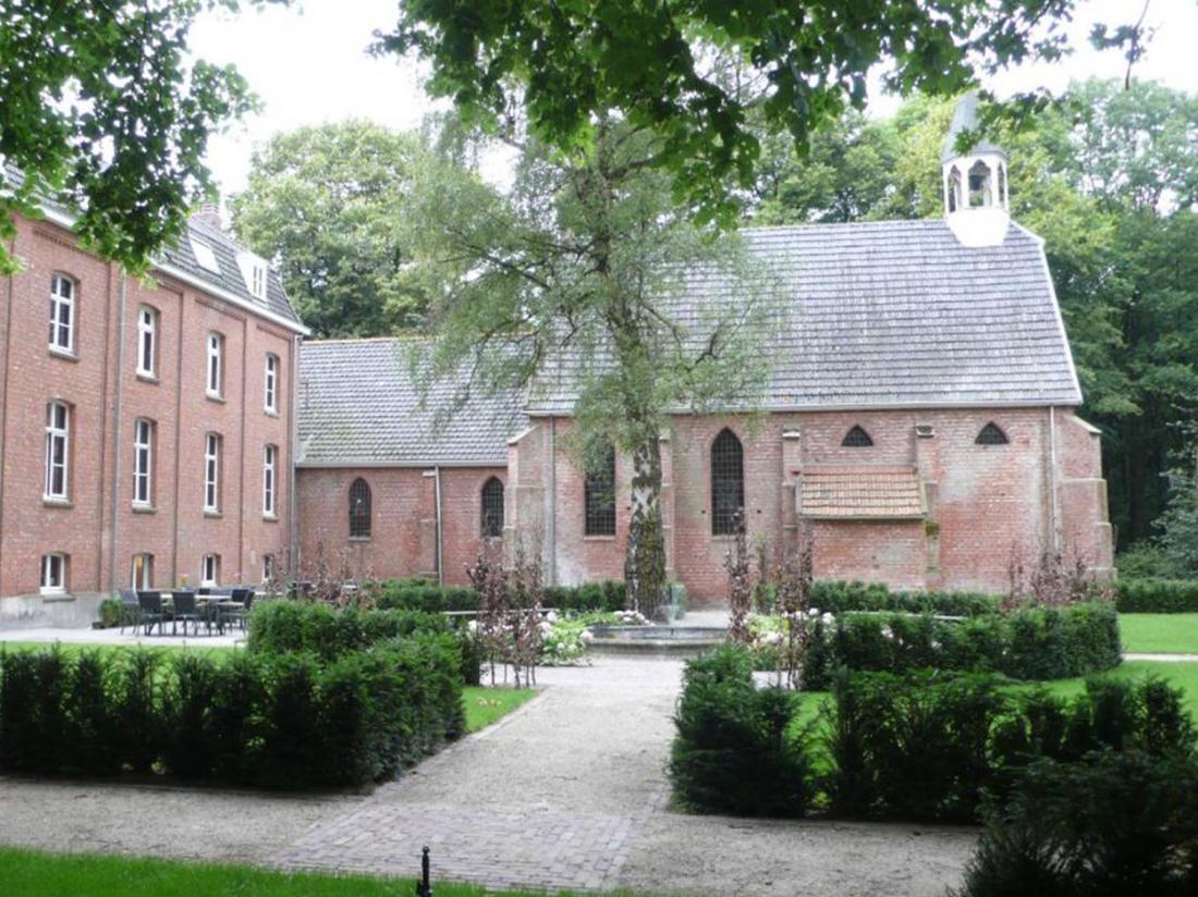 Klooster Nieuwkerk Goirle Hotel Zijaanzicht