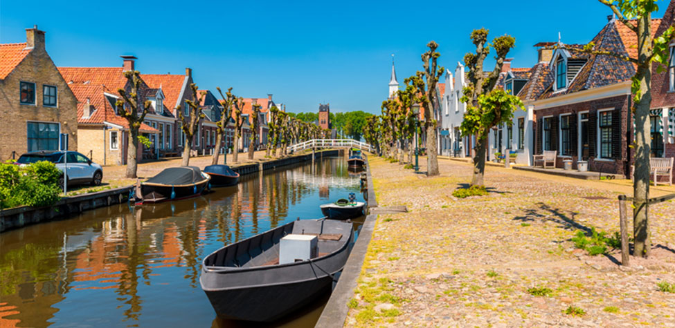 fietsen langs de 11 steden sloten friesland