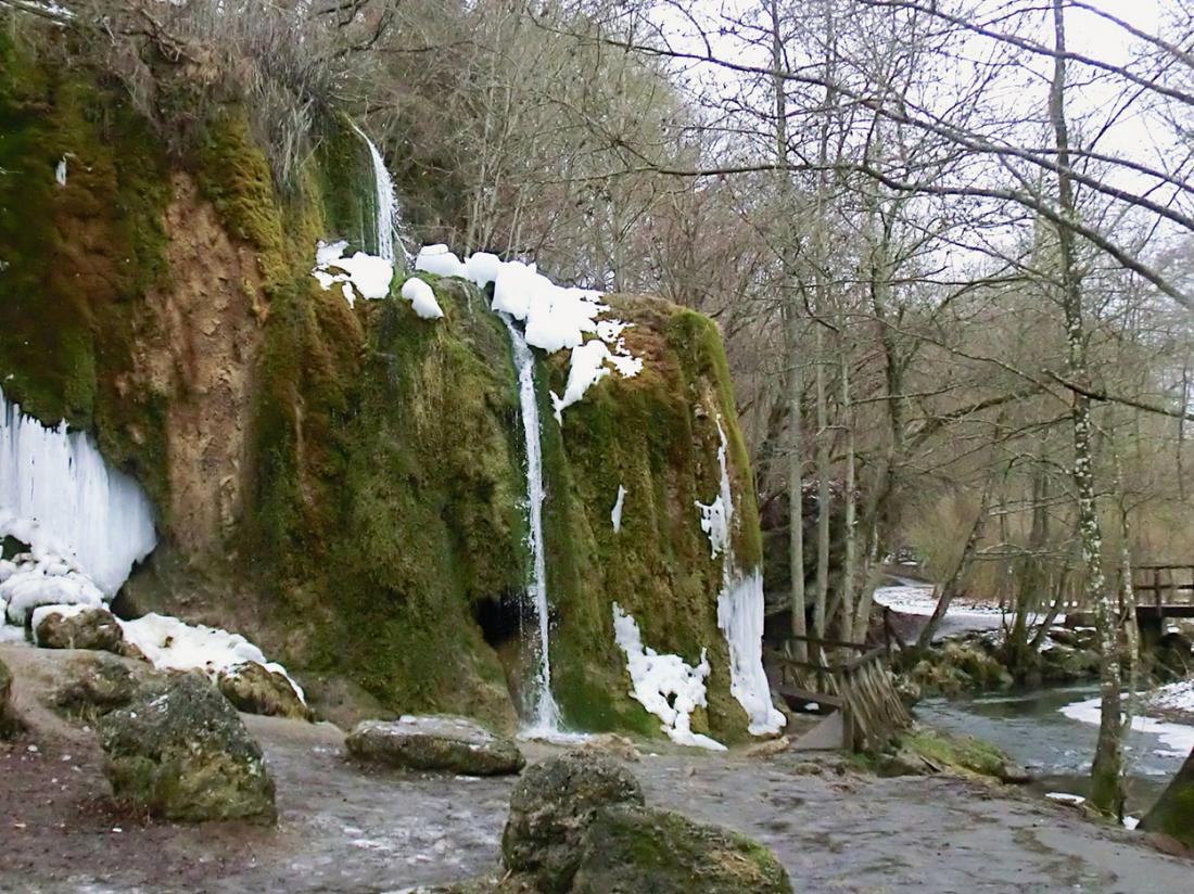 hotelaanbiedinh park stadkyll lobby waterval