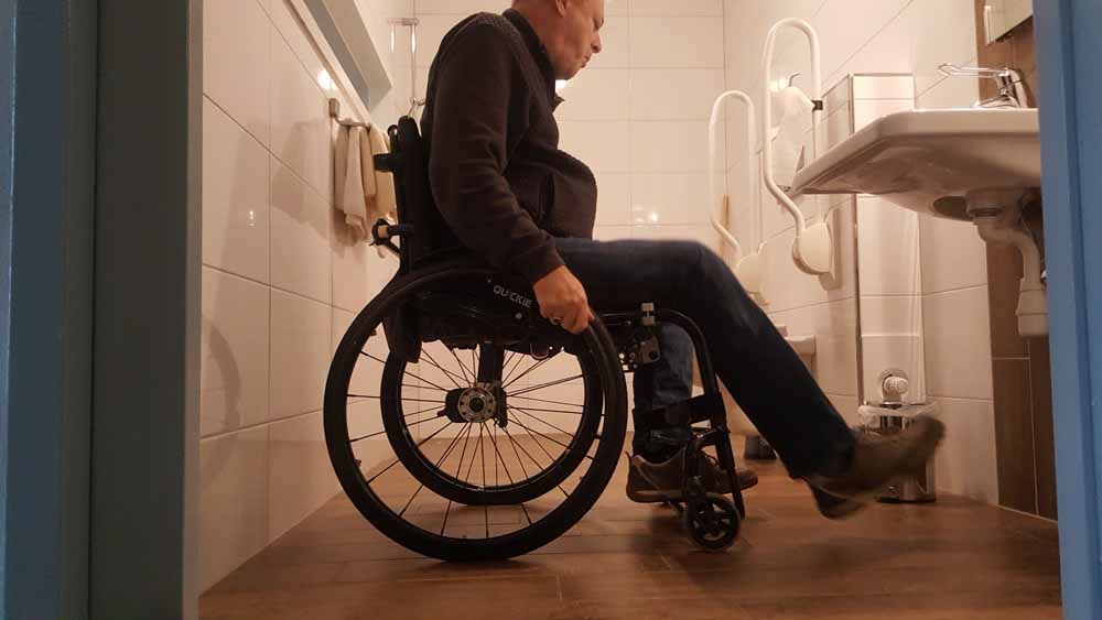 invalide toilet in mossems