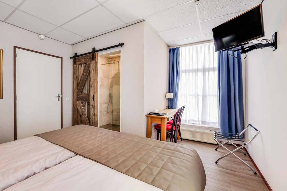 tweepersoonskamer reserveren hotel harlingen