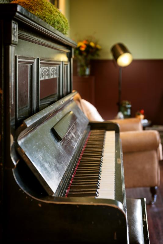 Piano Hotel Mondriaan