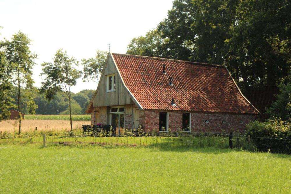 Scholtenhoes zij aanzicht twente