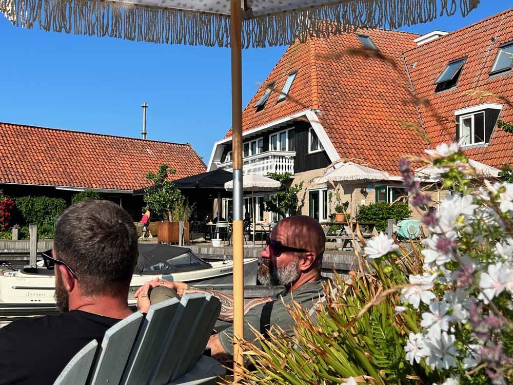 terras hotel workum friesland