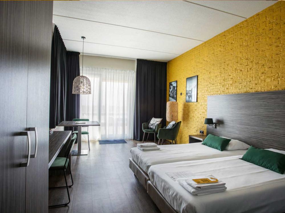 Strandhotel Vigilante  Friesland Zuiderzeebalkon