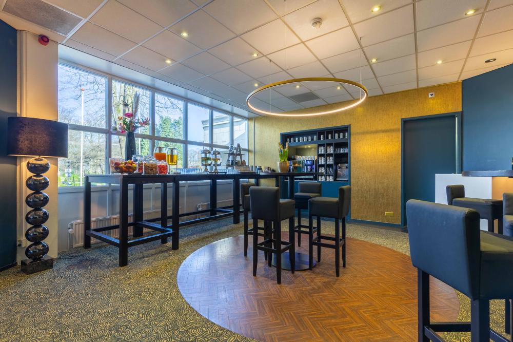 Amrath Berghotel Amersfoort   F B   Bar Lounge