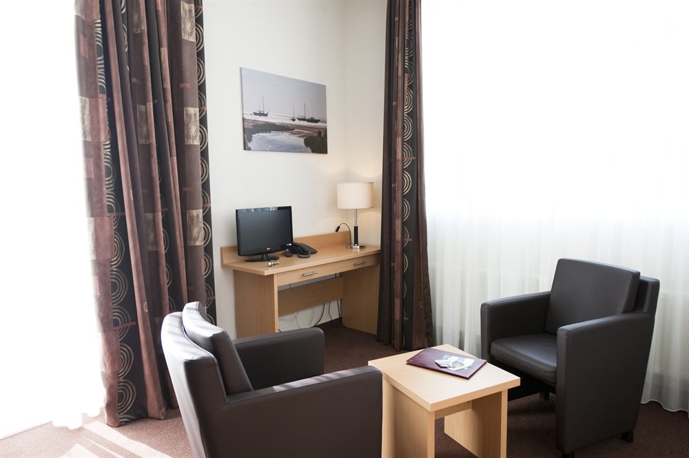 romantische overnachting friesland nes ameland hotel ameland