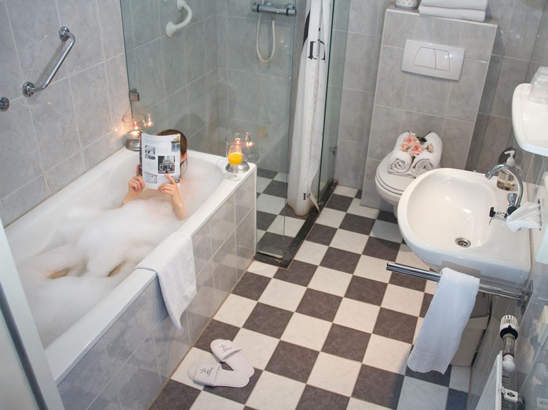 Hotelarrangement Overijssel badkamer