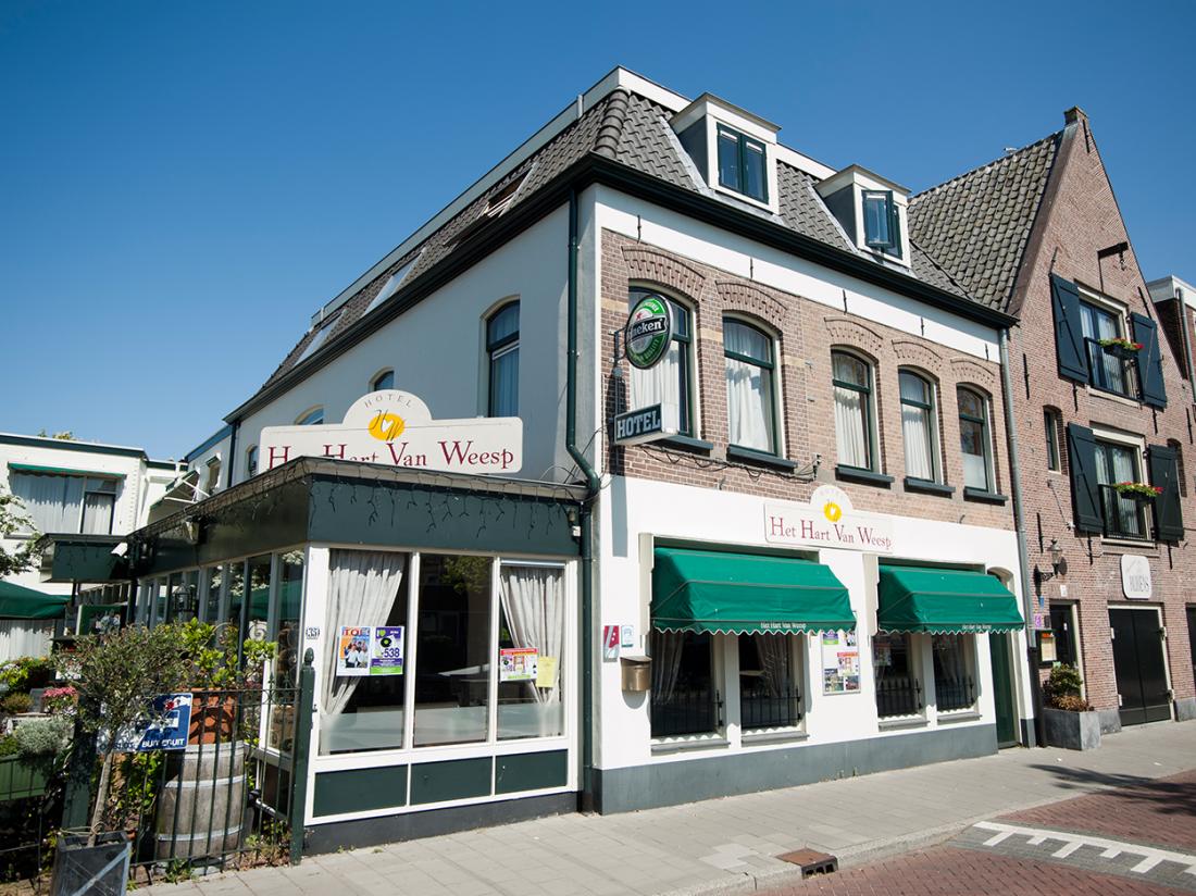 Hart Van Weesp Noord Holland Hotel Amsterdam weekendjeweg aanzicht hotel