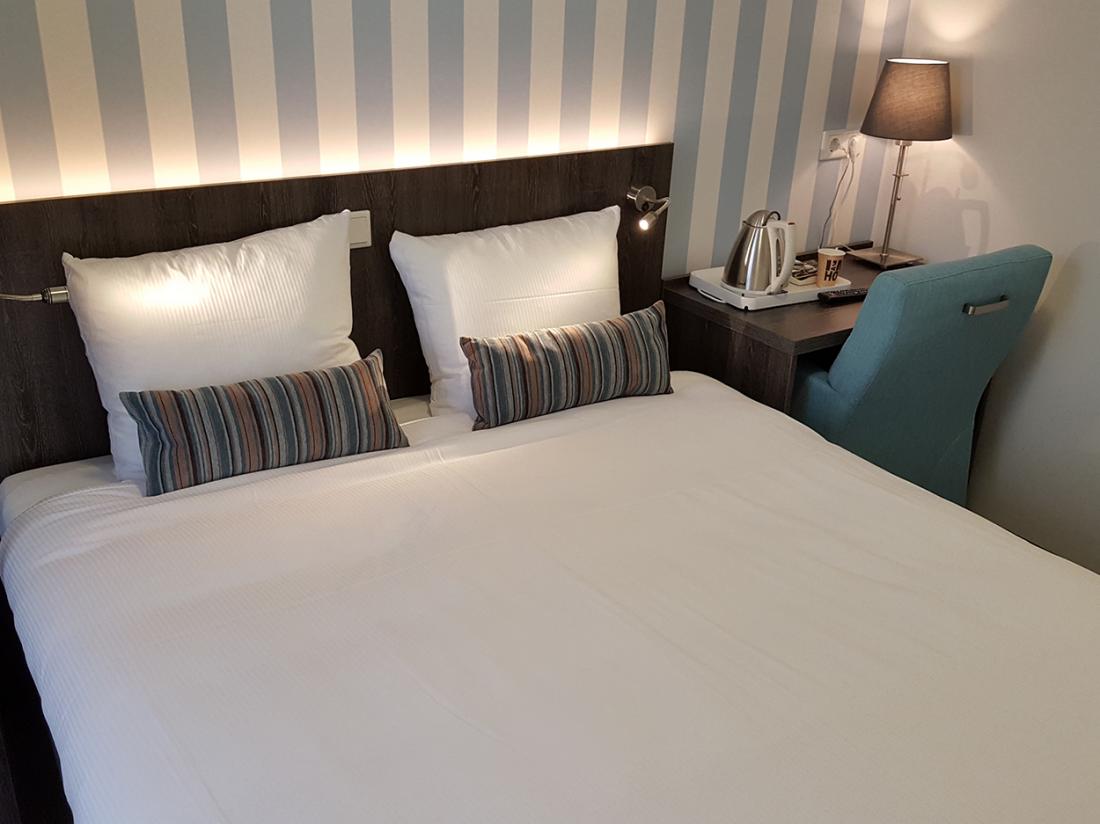 Hart Van Weesp Noord Holland Hotel Amsterdam weekendjeweg boxspring kamer