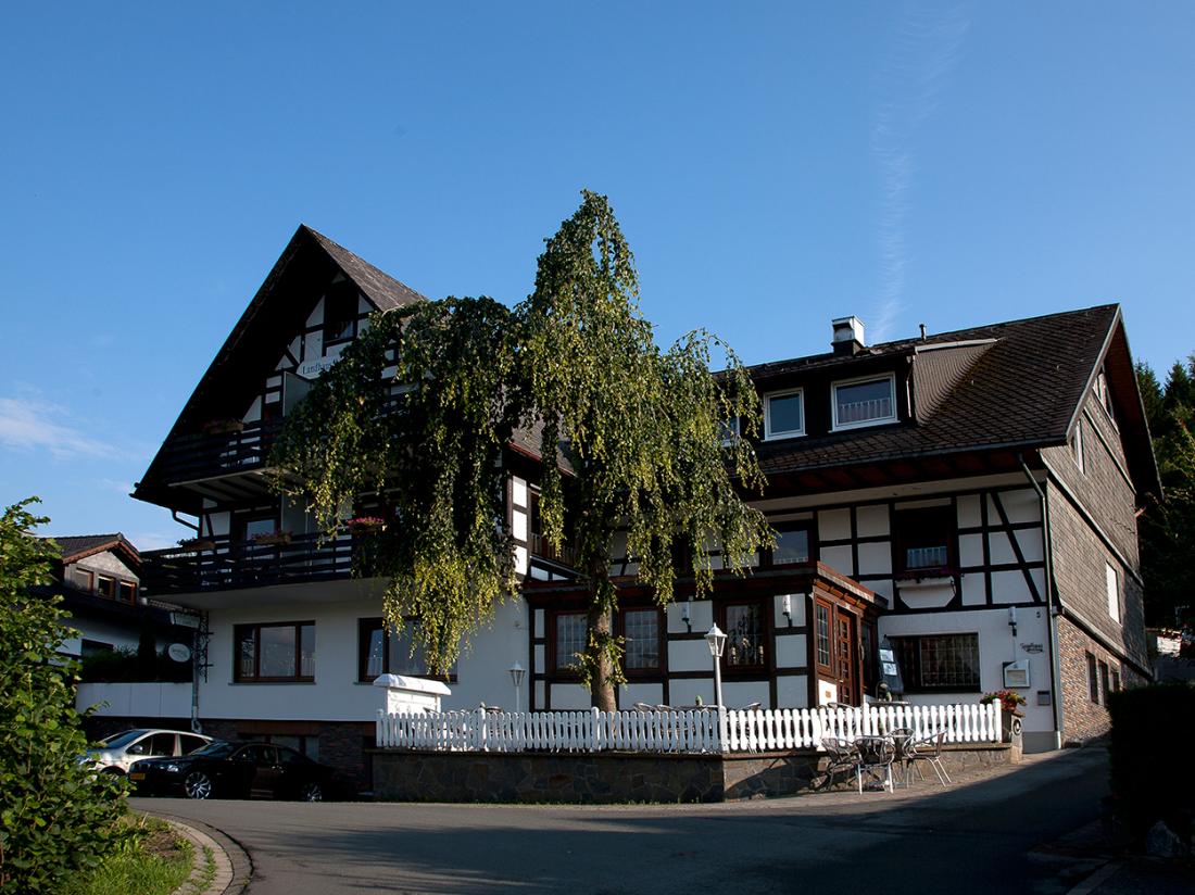 Gasthof Westfeld Schmallenberg Duitsland Vooraanzicht