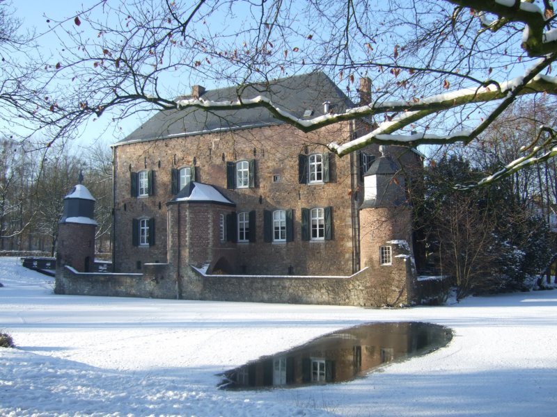 uitje nederland fletcher hotel restaurant kasteel erenstein limburg