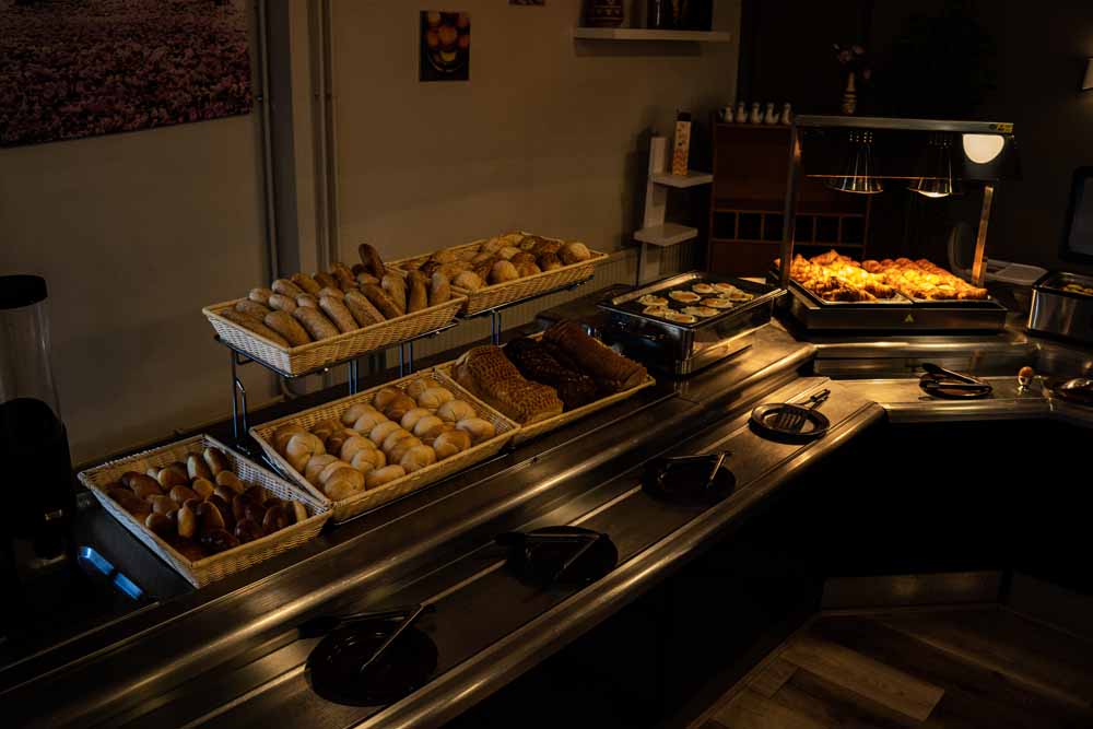 uitgebreid ontbijtbuffet zeeland hotel de elderschans