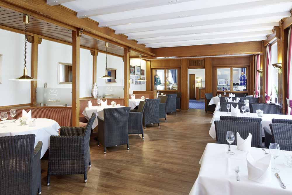 restaurant waldhotel in barenstein