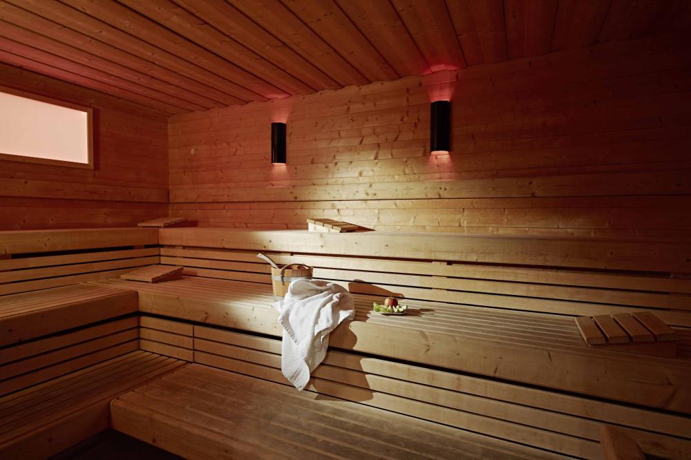 Genieten in de sauna in Lindner