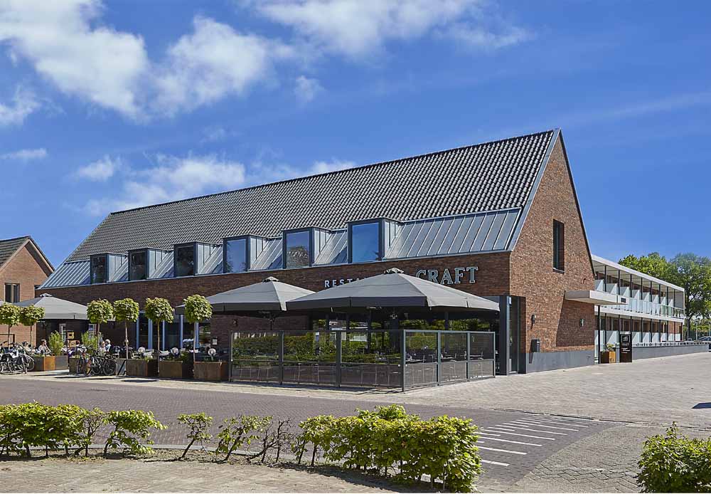 vooraanzicht hotel 46 Wintelre Noord Brabant