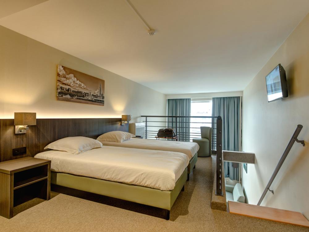 Arass Hotel Antwerpen Hotelaanbieding Duplex Superior Hotelkamer