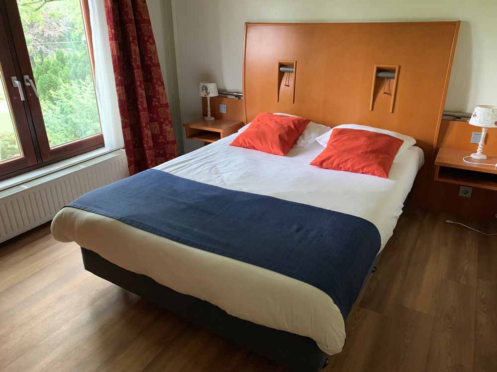 hotelarrangement witte paard bed