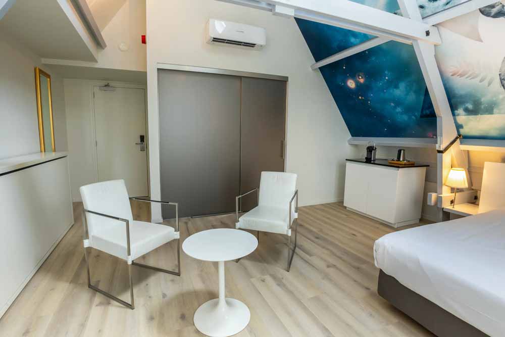 kamer hert hotelaanbieding