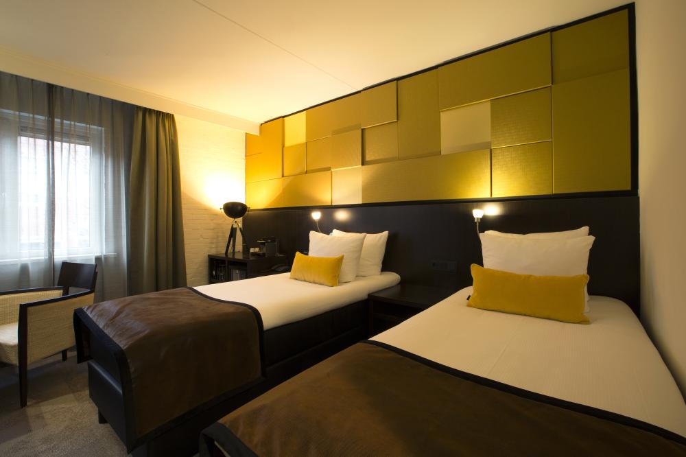 EH   ORANJE HOTEL LEEUWARDEN   STANDAARD 2 SINGLE   1   LR